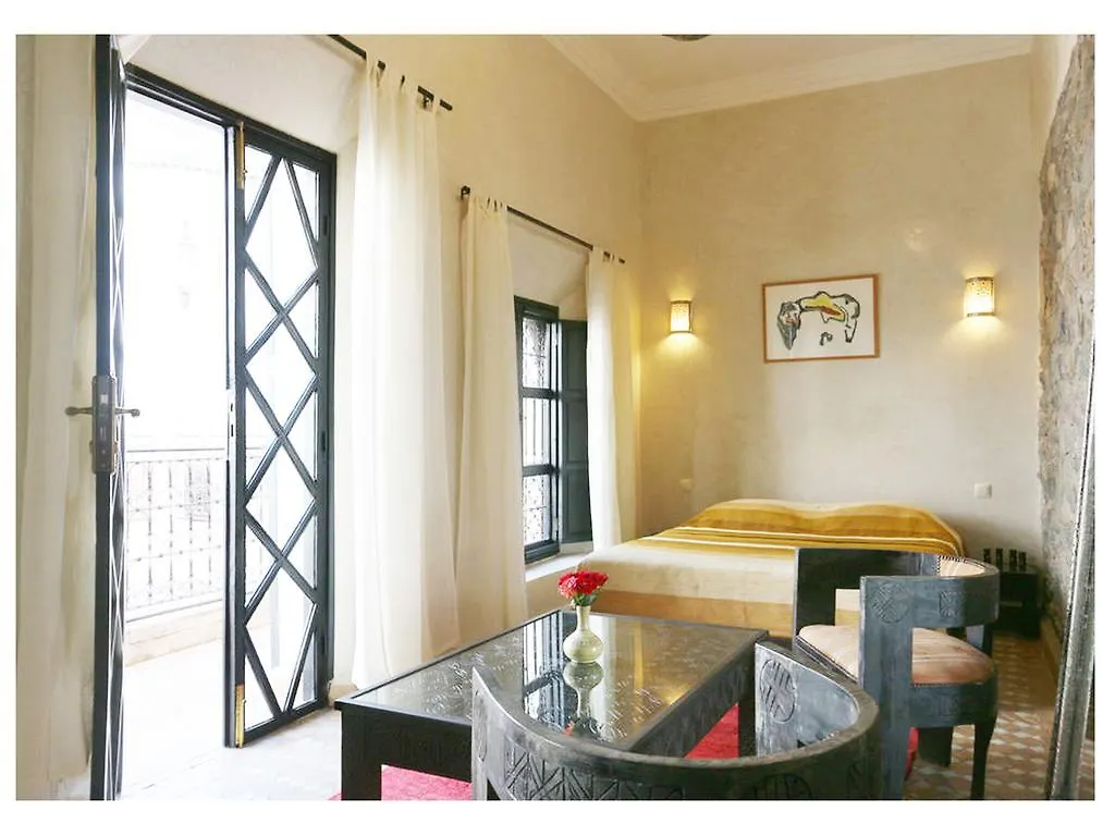 Riad Chez L'Africain Marrakesh 3*,